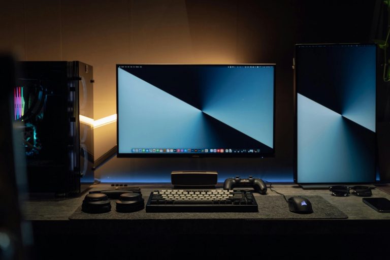 Best Dual Monitor Stands for a Seamless Gaming Experience